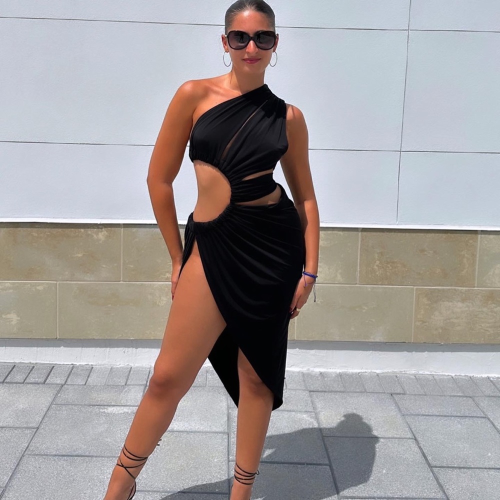 Just In 🚨Bring Out The Goddess In You In This Gorgeous Athena Dress❣️